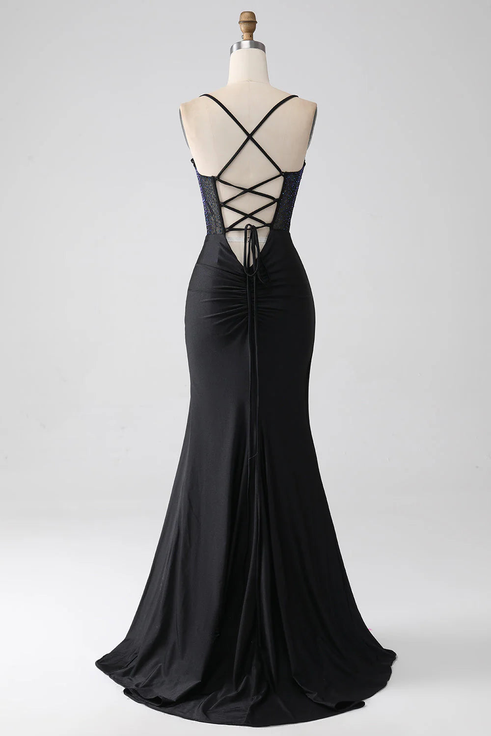 Vestido de fiesta largo con corsé y tirantes finos de sirena con cuentas